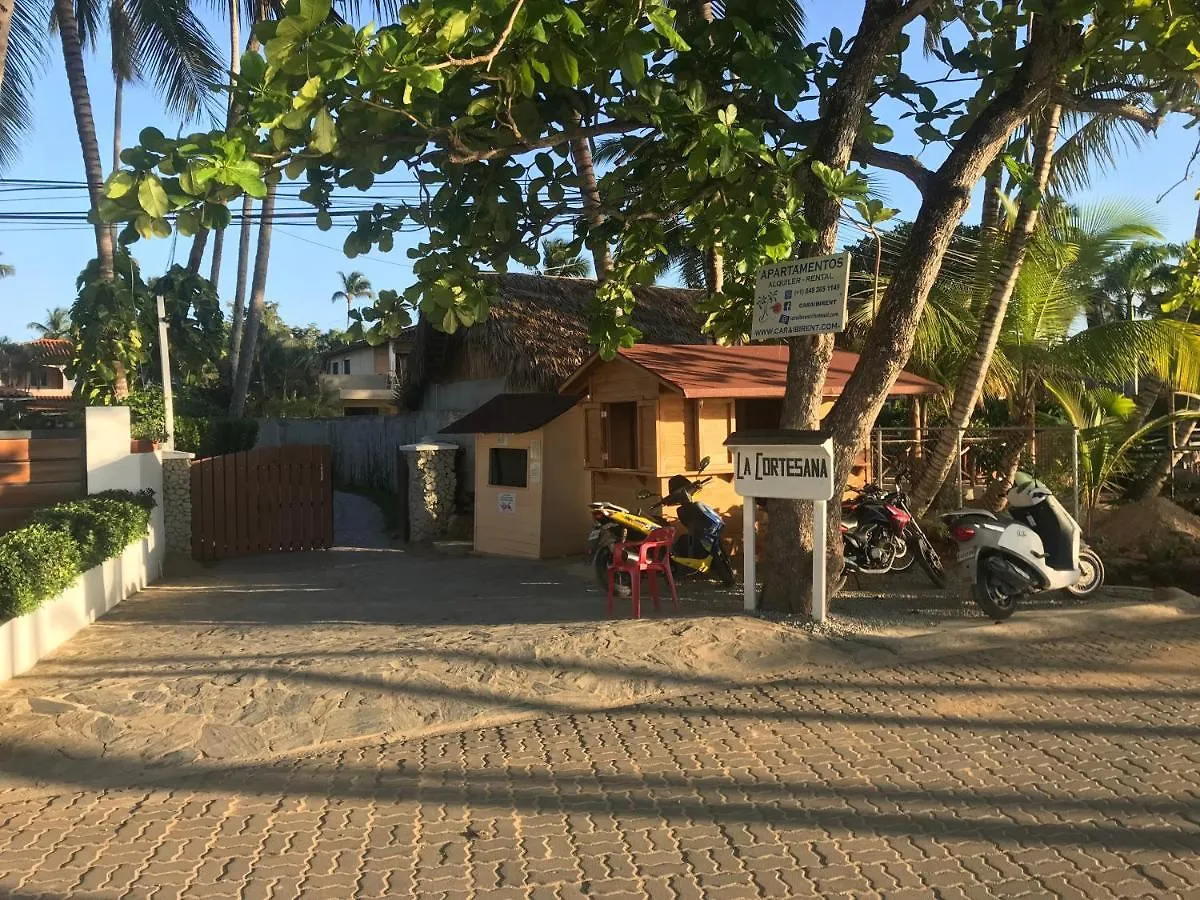 Cozy Oceanfront Villa With Direct Beach Access Las Terrenas